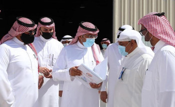 وزير الصناعة والثروة المعدنية يتفقّد عدداً من المصانع في منطقة الجوف