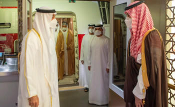 ولي العهد يستقبل ولي عهد أبوظبي لدى وصوله مطار الملك خالد الدولي في الرياض
