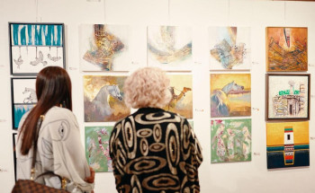 افتتاح معرض ٥٠٥٠ الفني في الخبر