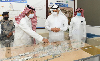 وزير البيئة والمياه والزراعة يتفقد مشروع الزاهدية الزراعي والمحجر الحيواني والنباتي بالحدود الشمالية