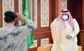 أمير جازان بالنيابة يطلع على الخدمات الإلكترونية والتقنية المقدمة لمستفيدي حرس الحدود بالمنطقة