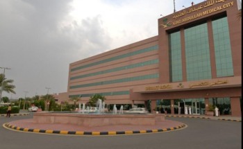 عملية ناجحة لإنقاذ عين طفل “خديج” من العمى 