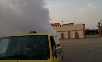 بلدية وادي الدواسر تواصل أعمال الرش ومكافحة نواقل الأمراض 