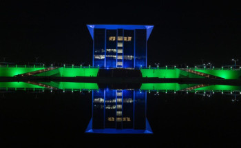 باللون الأزرق.. أمانة الجوف وبلدياتها تشارك في اليوم العالمي للطفل