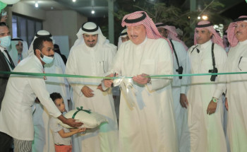 أمير منطقة جازان يدشن برنامج ومعرض التوعوية الصحية الشاملة بكورنيش بيش