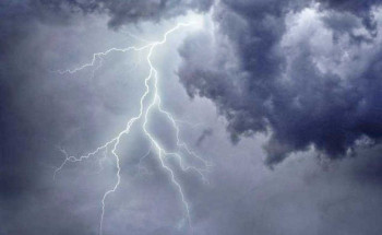 “الأرصاد”: سحب رعدية ممطرة مصحوبة برياح نشطة على 8 مناطق