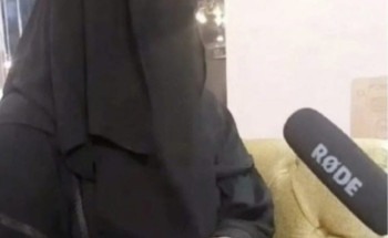 قصة قصيرة . أثار أقدام