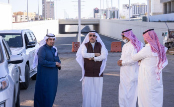 أمين عسير يقف على مشروع النفق الرابط بين الحزام الدائري و طريق الطائف بأبها