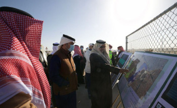 “الحقيل” يتفقد مشاريع حفر الباطن ويشهد توقيع عدد من الاتفاقيات