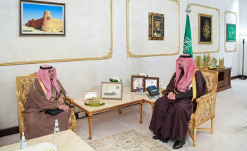 أمير منطقة الحدود الشمالية يطلع على سير الاختبارات في مدراس المنطقة