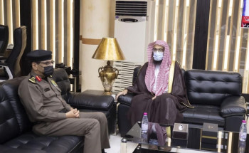مدير عام فرع الأمر بالمعروف يزور مدير شرطة منطقة الرياض