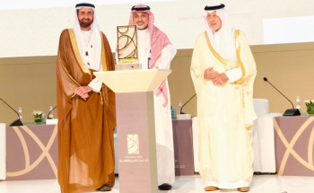 الأمير خالد الفيصل يكرم الاتصالات السعودية لدعمها التقني لمؤتمر الحج والعمرة