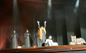 الملك خالد وفنون ابها تدشنان احتفالات اليوم العالمي للمسرح