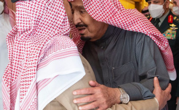 خادم الحرمين الشريفين يستقبل ملك مملكة البحرين ويقيم مأدبة غداء تكريماً لجلالته