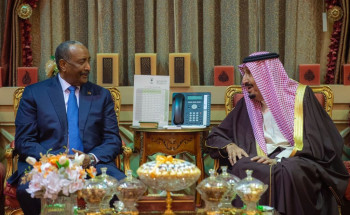 خادم الحرمين الشريفين يستقبل رئيس مجلس السيادة الانتقالي بجمهورية السودان ويقيم مأدبة عشاء تكريماً لفخامته