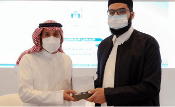 رئيس الجامعة الإسلامية يُكرّم الطلاب الفائزين بمسابقة القرآن الكريم والمتون العلمية