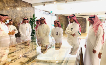 وفد من اللجنة الوطنية لمكافحة المخدرات يزور مجمع إرادة بالرياض