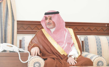 أمير تبوك يلتقي بأهالي محافظة الوجه