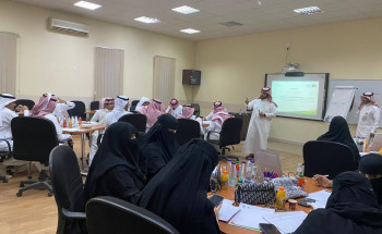 مركز الملك عبدالعزيز للحوار الوطني بالحدود الشمالية يستعرض أهم القضايا المجتمعية والتحديات والمشكلات التي تهدد النسيج الاجتماعي