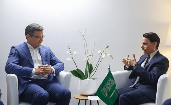 وزير الخارجية يلتقي نظيره الأوكراني خلال منتدى “دافوس”