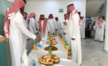 مكتب الزراعة بحفرالباطن يقيم حفل معايدة لمنسوبيه بمناسبة عيد الفطر المبارك