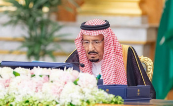خادم الحرمين الشريفين يرأس جلسة مجلس الوزراء