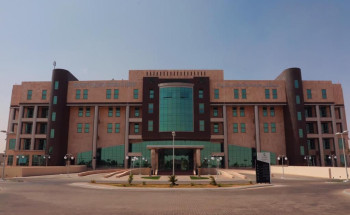 مستشفى الولادة والأطفال بتبوك يُنهي معاناة مريضة من  ورم رحمي يزن 5 كيلو جرام