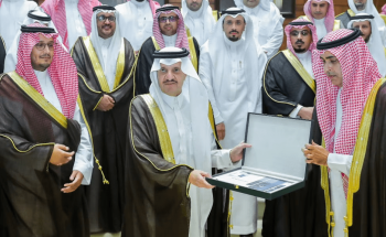 “أمير الشرقية” لمنسوبي التعليم: بأعناقكم أمانة.. أبناؤنا وبناتنا هم أغلى ما نملك