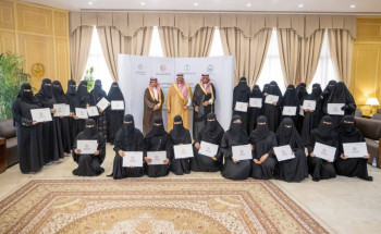 أمير حائل يشهد حفل تخريج الدفعة الثانية لتأهيل الشباب لامتهان حرفة تربية النحل وإنتاج منتجاته