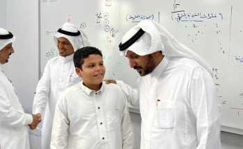 محافظ فيفاء يتفقد مجمع الدفرة التعليمي