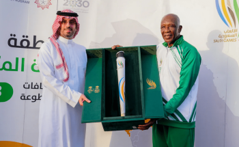 محافظ جدة يتسلم شعلة دورة الألعاب السعودية 2022