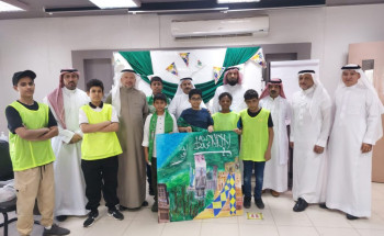 التربية الفنية بمكتب تعليم الجنوب تقيم ورشة عمل فنية استعداداً لمناسبة اليوم الوطني السعودي 92