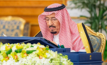خادم الحرمين الشريفين يرأس جلسة مجلس الوزراء