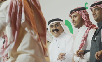 تحت شعار ”الوطن يستحق الاحتفاء” مجموعة اعلامي ومشاهير من عسير يحتفلون باليوم الوطني92