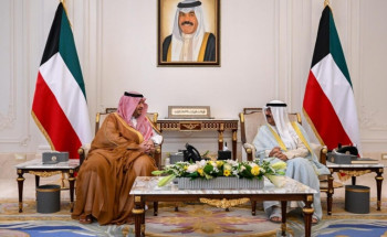 ولي عهد دولة الكويت يستقبل سمو الأمير تركي بن محمد بن فهد
