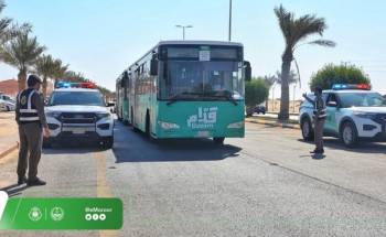 “المرور” يواصل خدمة المسافرين إلى قطر عند منفذ سلوى