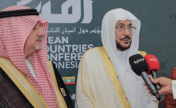 “آل الشيخ”: نبذ ما ليس من الإسلام نجاة للأمة من فتن المبطلين والمرتزقة