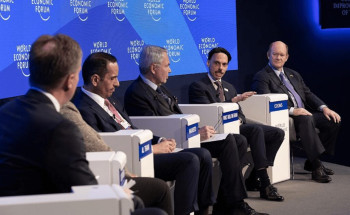 سمو وزير الخارجية يشارك في جلسة على هامش منتدى الاقتصاد العالمي