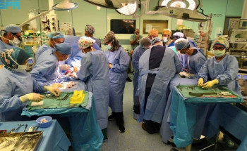 127 عملية فصل لتَوَائِم سيامية في 32 عاماً.. “إنسانية المملكة” تتهادى في 23 دولة