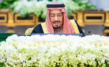 خادم الحرمين الشريفين يرأس جلسة مجلس الوزراء