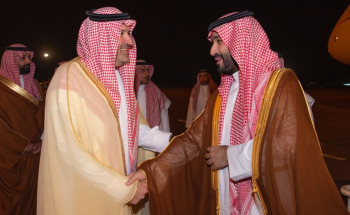 سمو ولي العهد يصل المدينة المنورة وفي مقدمة مستقبليه سمو أمير منطقة المدينة المنورة وسمو نائبه