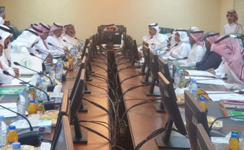 محافظ فيفاء يرأس إجتماع المجلس المحلي