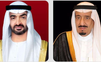 خادم الحرمين الشريفين يهنئ رئيس دولة الإمارات العربية المتحدة بمناسبة صدور القرارات والمراسيم الأميرية