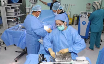 مستشفى سليمان الحبيب بالقصيم يُنهي معاناة “ستينية” بعملية استبدال مفصل ركبة