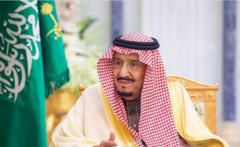 خادم الحرمين الشريفين عبر “تويتر”: الاحتفاء بيوم العلم يأتي تأكيدًا على الاعتزاز بهويتنا الوطنية