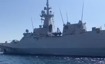 5 سفن سعودية بدأت بإجلاء 158 شخصًا من 11 دولة من السودان إلى جدة