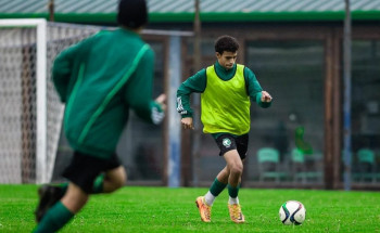 الأخضر تحت 15 عامًا يفتتح تدريباته في معسكر إيطاليا بمشاركة 22 لاعبًا