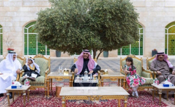 أمير منطقة الجوف يُشارك أبناءه الأيتام مأدبة الإفطار ويؤكد دعم القيادة الرشيدة لخدمتهم ورعايتهم