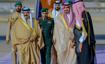 الملك حمد بن عيسى آل خليفه يصل جدة للمشاركة في القمة العربية 32