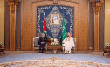 ولي العهد يلتقي ملك الأردن